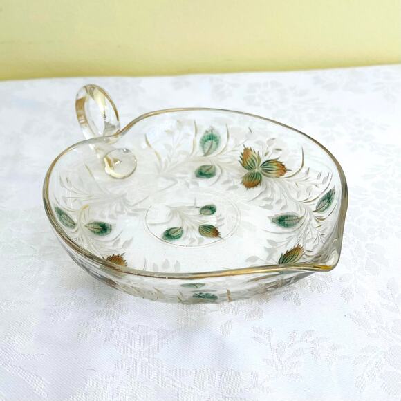 Antiq Moser Bohemian Etched Glass Nappy Dish Handle Spout Gold Gilt Heart - Picture 1 of 11